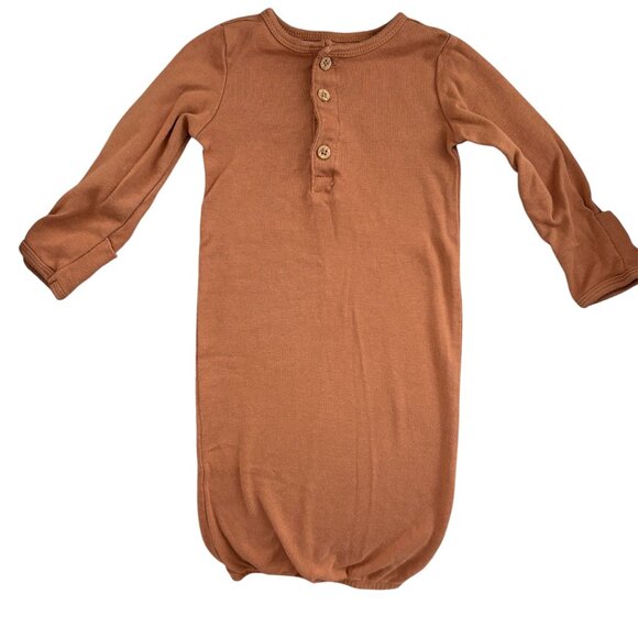 Carter's 0-3 Months Gown Bundle - Picture 4 of 6